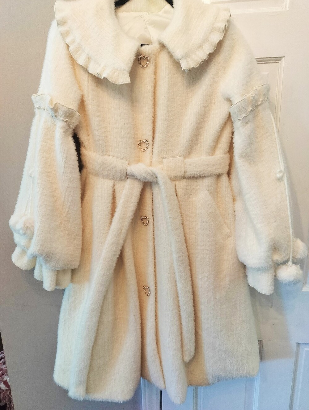 Nwt Faux Fur Heavy Cream Belted Coat with Heart Buttons